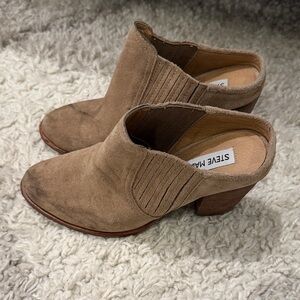 Steve Madden Women's Tan slip on Boots